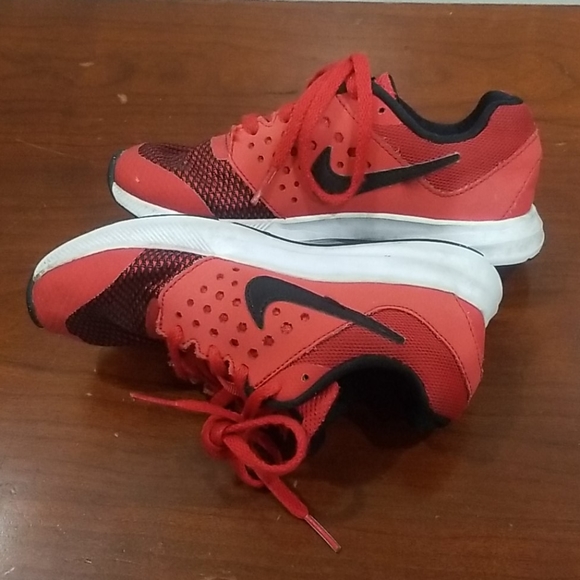 Nike downshifter 7 red, black 13c boy's sneakers - Picture 3 of 8